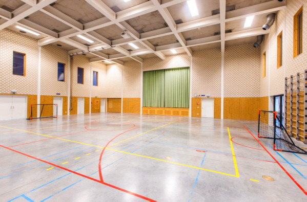 Sport- und Turnhalle mit empfindlichen Sportbodenbelag