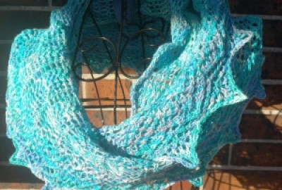 Meine Spezialität: Lacetücher stricken, Wunderschöne Traumfänger, Taschen häkeln, Tücher häkeln, Handgefertigtes aus edlen Garnen