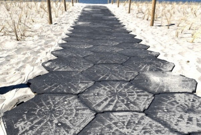 Rollstuhlgerechte Strandzugänge im Seebad Lubmin – dank der SOLID BASIC Wabenplatten