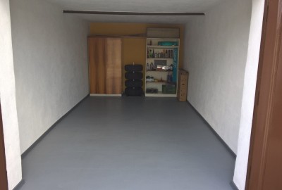 Garagen-Boden aus PVC Bodenfliesen mit Diamant Oberfläche