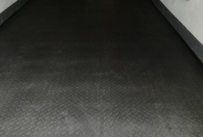 Garagen-Boden aus recycelten PVC Bodenfliesen mit Diamant Oberfläche