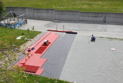 Installation Sportboden EXPO-sport am Apartmenthaus Haus Piesendorf im Salzburger Land