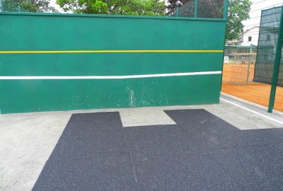 Planum Abdeckung aus Gummimatten für Tennis-Allwetterplatz